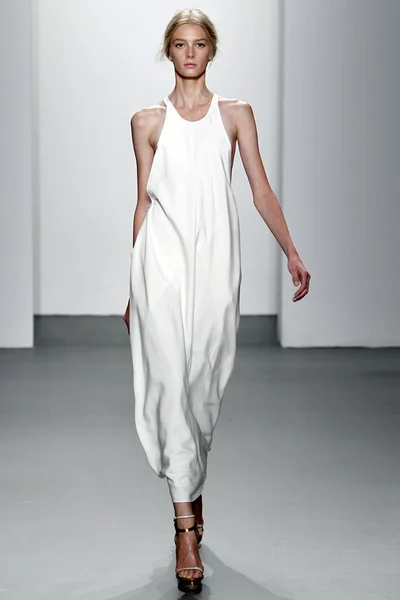 Look 30